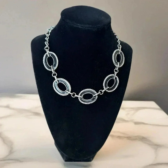2028 Signed Choker Necklace Collar Reversible Silver Tone Chain Link Black 16-19 - Picture 1 of 6